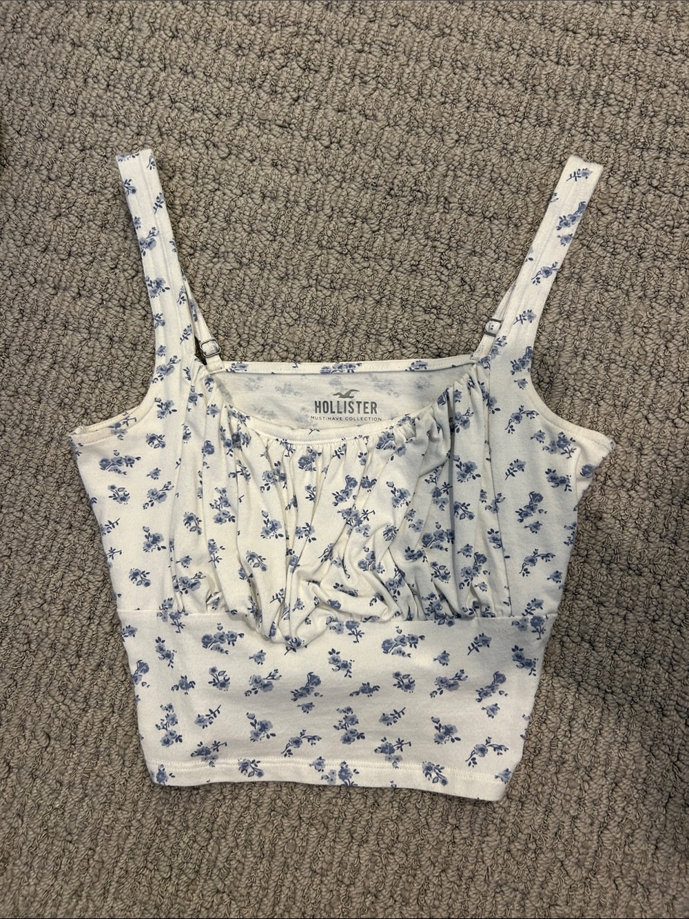 Hollister White Floral Ribbed Cropped Cami with Blue Print